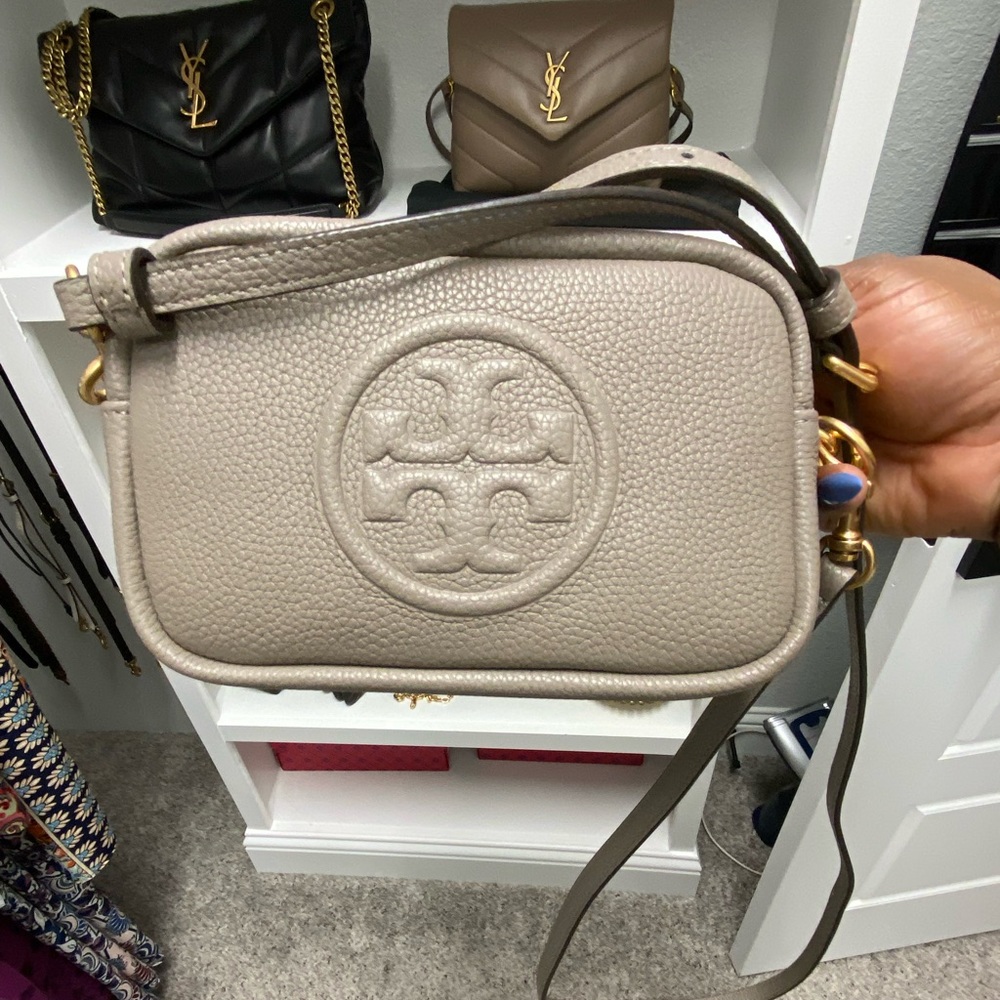 Tory Burch Bombe Crossbody